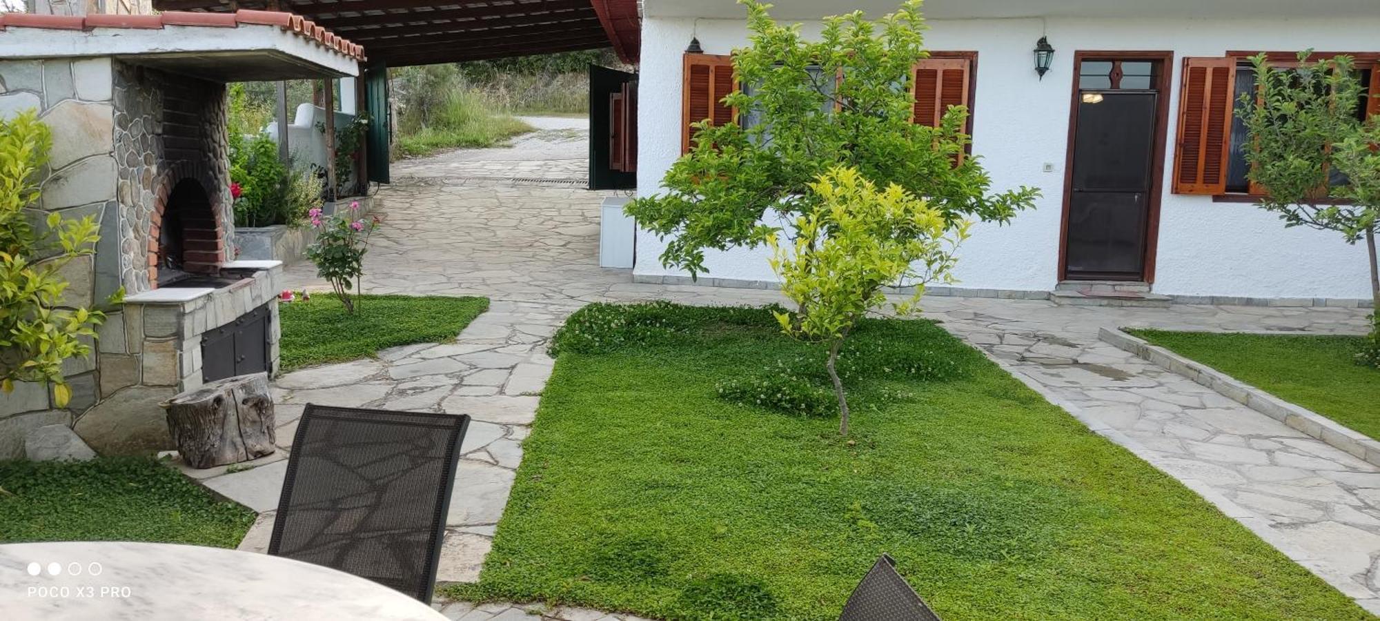 Vacation Home Eva Nea Iraklitsa Exterior photo